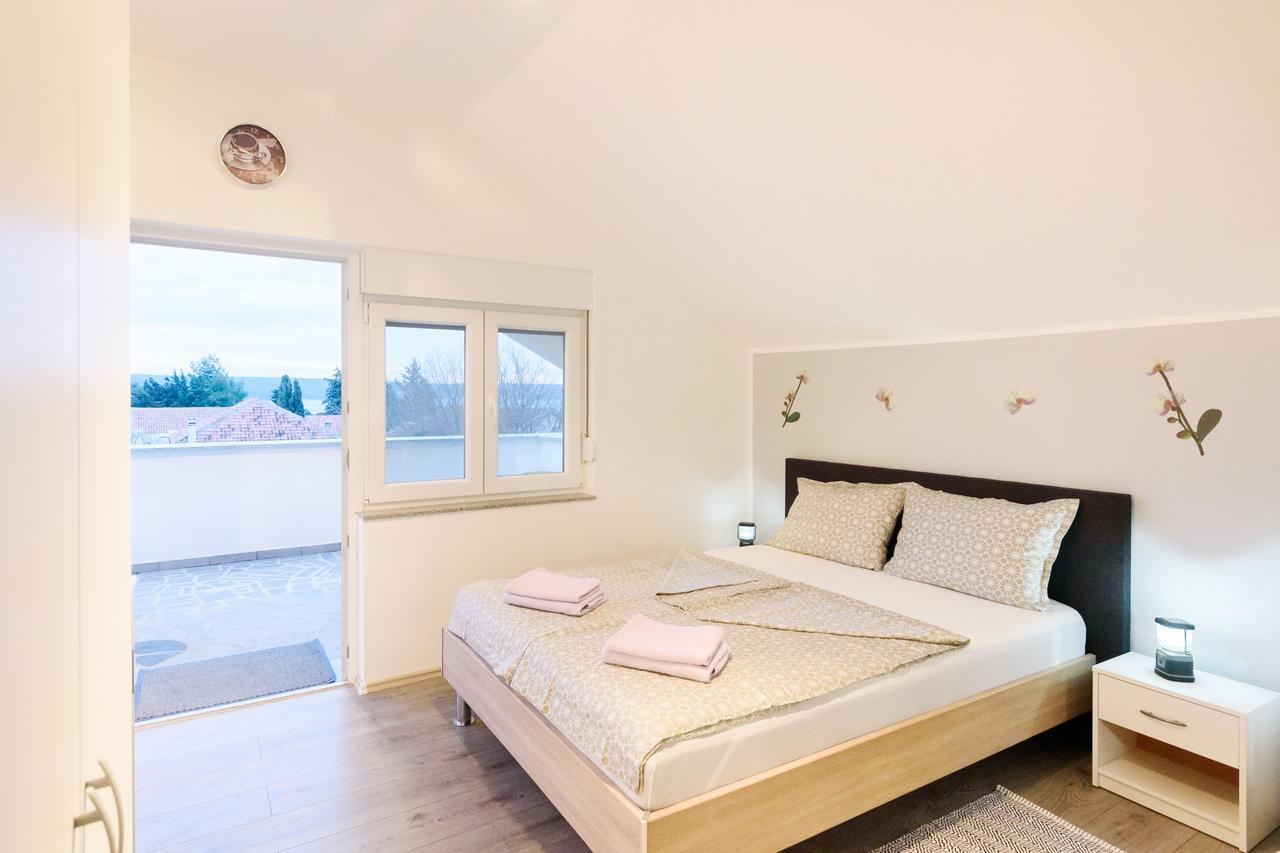 Apartmani Orhideja Горни-Карин Экстерьер фото