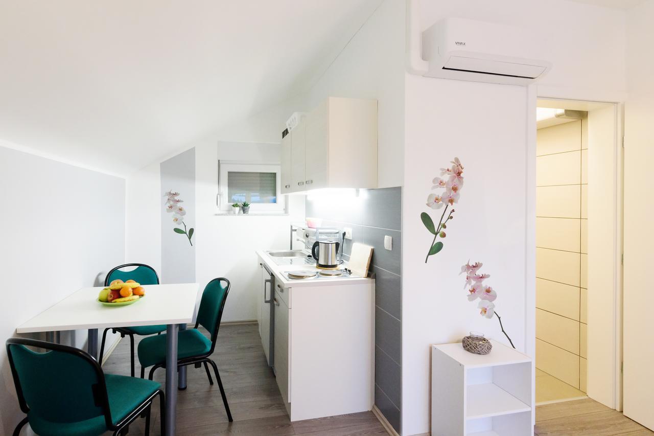 Apartmani Orhideja Горни-Карин Экстерьер фото